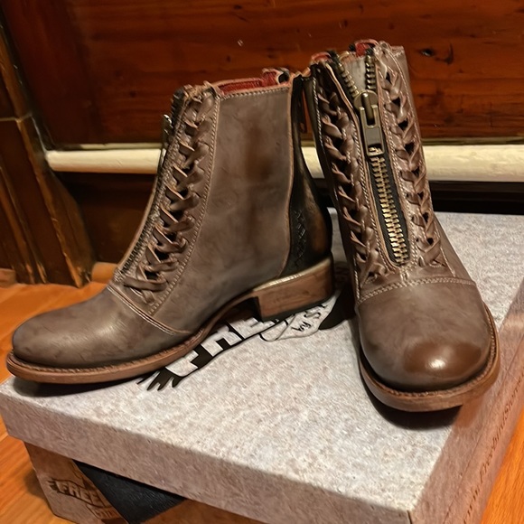 NIB *retired* Freebird WALES 7 Stone Multi - Picture 3 of 9